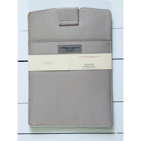 Lindsay Albanese The Daily Laptop Clutch, Fits up to a 14.5" Laptop, New - Picture 2 of 2